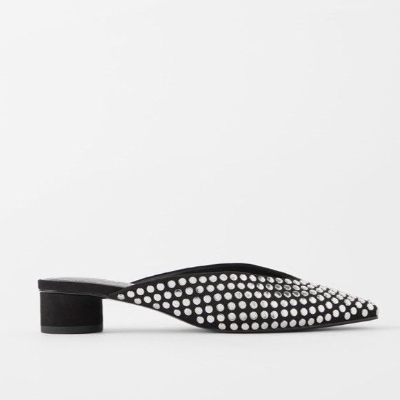 HOLD! Zara Low Heeled Slip Ons. - Picture 2 of 8